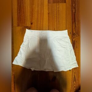 Lululemon athletic skirt 15”